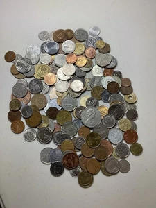 World Coin Lot 1.75 Pounds - Picture 1 of 8