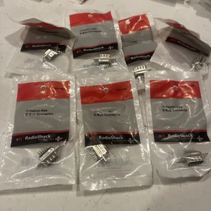 (QTY: 8)  Connector D-Sub 15 Position High Density Plug Male Pins (shelf95b2) - Picture 1 of 4