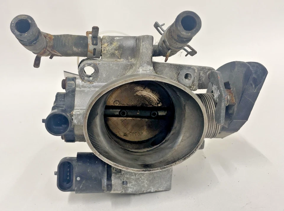 Conjunto de válvula de carrocería de acelerador Pontiac Grand Am 2000-05 3,4 L Foto 1 de 4