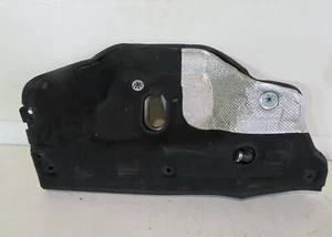 AUDI A5 S LINE 2015 DEFLECTOR DE AGUA CABEZAL A GRANEL INFERIOR P/N: 8K0819532A - Imagen 1 de 2