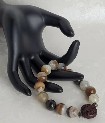 Faceted Cream Brown Round Agate Stone Flower Beaded Stretch Bracelet - Image 1 of 4