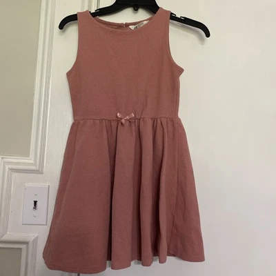 Vestido para niñas 7 8 H&M color topo  Foto 1 de 4