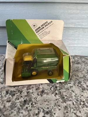 John Deere Cotton Picker 1/80 ERTL 1992 Die-Cast Tractor NEW Sealed Farm Toy - Image 1 of 4