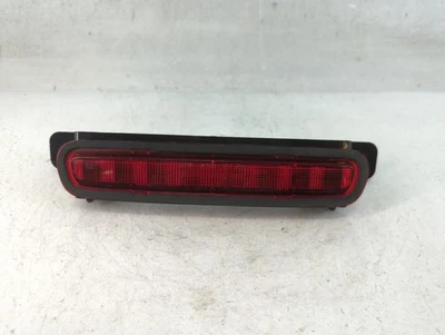 Chrysler 300 2010 tercera luz de freno luz trasera ARDNU Foto 1 de 4