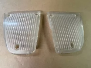 Corvette front marker light lens pair 70, 1970 rough shape GM OEM - Foto 1 di 10
