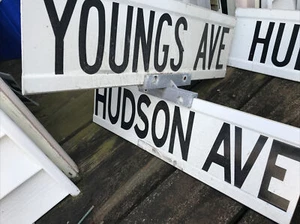 Vintage Wildwood NJ Street Sign Double Sided 4 Way  Metal Young’s And Hudson Ave - Picture 1 of 1