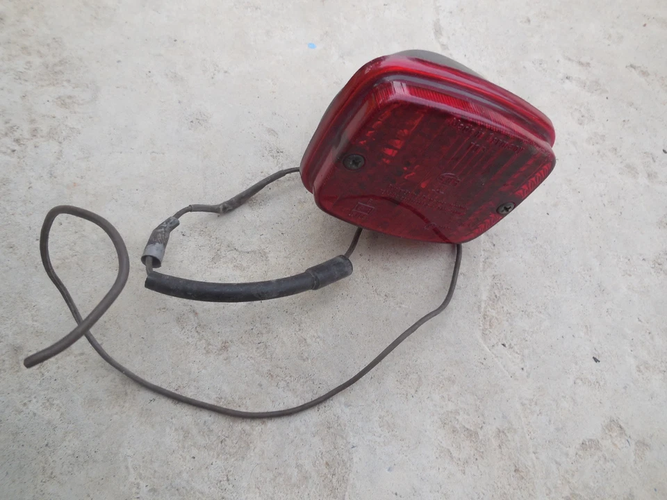 Противотуманные фары Porsche 911 HELLA C# 110 A - Изображение 1 из 1