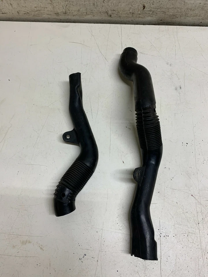 Suzuki GSXR600W 1992-1993 OEM motor conductos de refrigeración Ram Air Foto 1 de 4