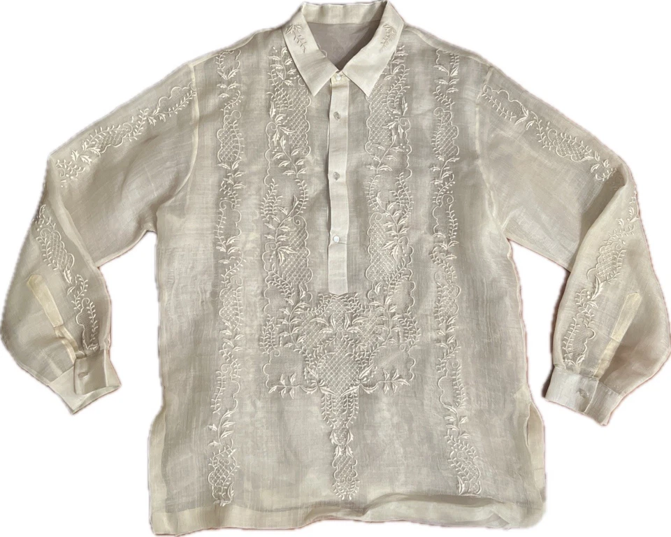 Tradicional Bordado Filipino Barong Tagalo Floral 1/4 Botón Hombre’s L Usado en Excelente Condición Foto 1 de 4