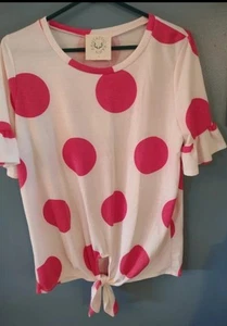 Fantástico Top Rosa Leonado Lunares con Corbata Frontal y Mangas con Volantes. LNC Talla L - Imagen 1 de 5