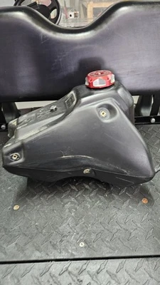 2006 年本田 CR85 CR 85 CR85R 油箱油箱 Petro 原始设备制造商 17510-GBF-K20 — 第 1/4 张图片