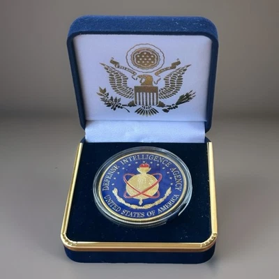 Defense Intelligence Agency (DIA) Challenge Coin With Blue Velvet Case. - Image 1 of 4