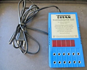 Titan Kleinladegerät 333 zum Laden von 22mA-500mA Akkus von 0-12 V für Modellbau - Bild 1 von 2