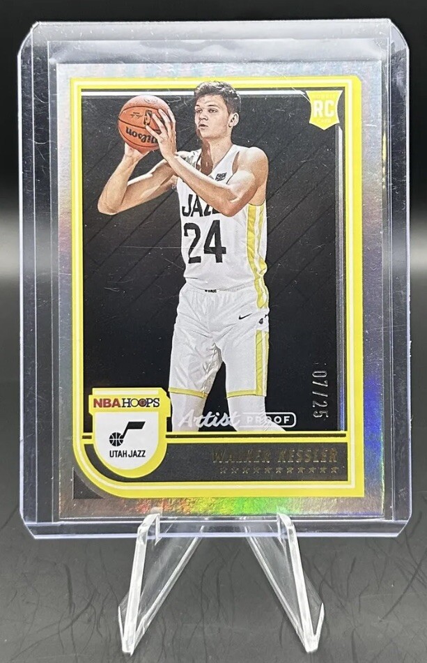 2022-23 NBA Hoops Walker Kessler RC  #252 Artist Proof /25