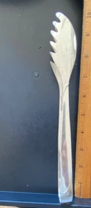 International Sterling SILVER RHYTHUM STERLING SILVER 10" TONGS SANDWICH TONGS - Picture 1 of 2