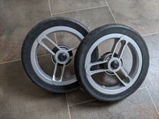 oyster max front wheel replacement