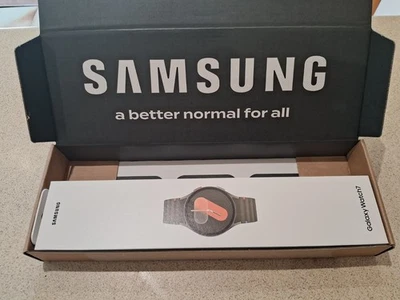 NEW SEALED Samsung Galaxy Watch 7 40mm SM-L300 Green Bluetooth WiFi L300NZGAEUA - Image 1 of 4