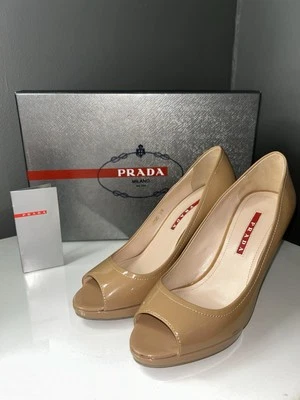 Alpargatas Prada vintage de charol desnudo cuñas peep-toe talla 36,5 Foto 1 de 4