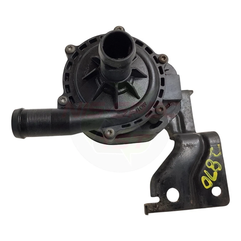 Bomba de água auxiliar híbrida Infiniti Q50 2013-2018 925164GA0A - Imagem 1 de 4