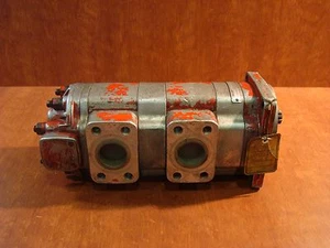 Vickers hydraulic gear pump motor G5-20-20-5-H16F-23-R - Picture 1 of 5