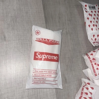 Poncho de lluvia Supreme Ballpark logotipo de caja SS20 Foto 1 de 2