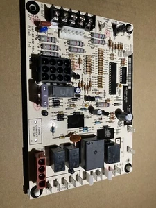 1162-202 Furnace control board for York, Coleman, Luxaire 879598 Used Tested - Picture 1 of 3