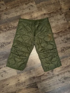 VTG Men’s Quilted Insulated Liner Pants L Outdoors Hunting Military Olive Green - Picture 1 of 9