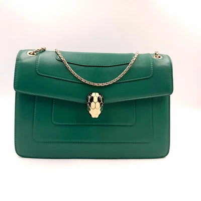 Bolso de hombro Bvlgari Serpenti Forever de piel de becerro de segunda mano con asa verde Foto 1 de 4