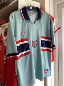 USA Nike Fußballtrikot 95-97 Saison Herren Fußball Trikot Größe Medium sehr guter Zustand - Bild 1 von 9