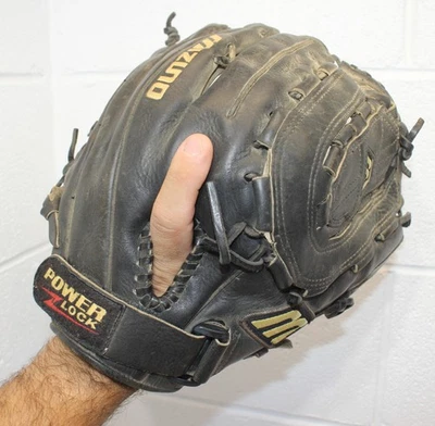 Профессиональная модель бейсбольной перчатки Mizuno MZT 1300 для метания правой рукой 13 дюймов - Изображение 1 из 4