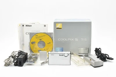 Nikon COOLPIX S6 Silver 6.0MP Digital Camera Clean Optics Excellent Japan　eb9 - Image 1 of 4