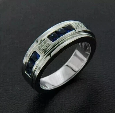 Impresionante anillo de zafiro simulado de corte redondo para hombre en oro blanco de 14 k Foto 1 de 4