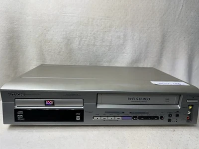 Combo DVD/VCR Hitachi Silver DV-PF2U -*****SOLO PIEZAS/REPARACIÓN***** Foto 1 de 4