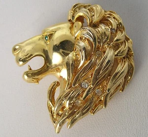 Vintage Gold Tone Intricate Detailed Lion Head Pin Rhinestones n Mane Green Eye - Picture 1 of 5