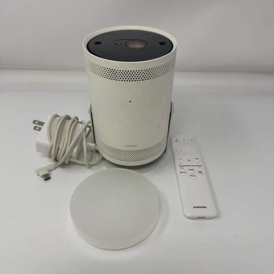 Samsung The Freestyle 2nd Gen Full HD 1080P 550 Lumes LED Projector SP-LFF3CLAX - Image 1 of 4