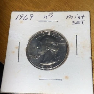 1969 P Washington Brilliant Uncirculated Quarter ~ Choice Coin from Mint Set 29 - Picture 1 of 3