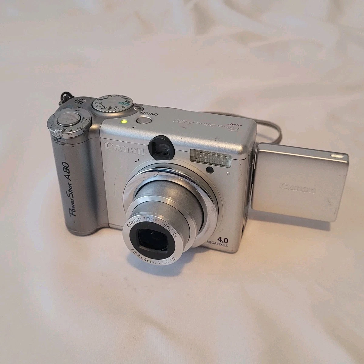 動作品 Canon Power Shot A80 4.0メガピクセル 乾電池 PowerShot A80