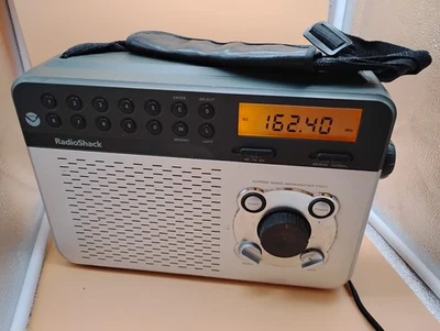 RadioShack 12-150 Extreme Range AM-FM-WX  Heavy Duty Radio /Works + Power Cord - Image 1 of 4