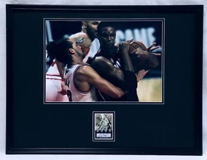 Chris Bosh Signed Framed 18x24 Photo Poster Display TOPPS Heat - Picture 1 of 2