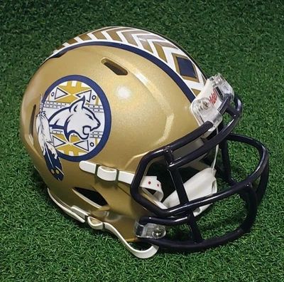 MINI CASCO DE FÚTBOL AMERICANO MONTANA STATE BOBCATS 2025 HERENCIA INDÍGENA Foto 1 de 3