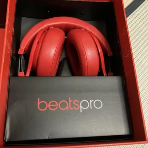 beats pro red over-ear headphones - Picture 1 of 6