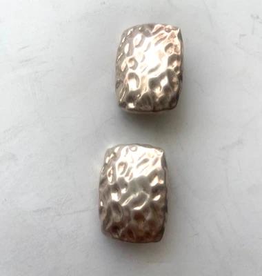 Pendientes de clip vintage Simon Sebbag de plata de ley .925 acabado martillado Foto 1 de 4