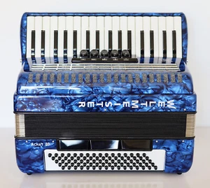 NEW Weltmeister Achat 80 Piano Accordion 80 Bass made in Germany, Straps, Case - Picture 1 of 5