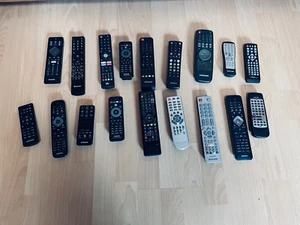 20 x Fernbedienung Konvolut Philips Samsung Kathrein Grundig Denon Ungetestet - Picture 1 of 4