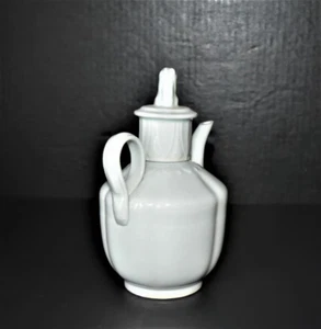 Southern Song Dynasty milchig weiße Glasur Porzellan Teekanne mit Deckel Hutian Kiln南宋湖 - Bild 1 von 6