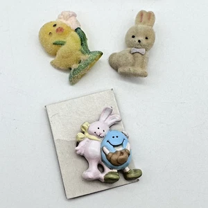 Vintage Easter Brooch Pin Lot - Rabbit & Egg Baby Chick Bunny flocked Current - Picture 1 of 12