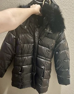Abercrombie Kids Girl 11/12 Black Hooded Puffer Jacket Cold Weather Waterproof - Picture 1 of 3