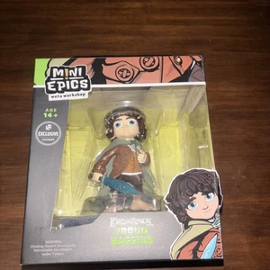 Mini figura épica de Frodo Bolsón de El Señor de los Anillos. Caja de botín plumín. - Imagen 1 de 5