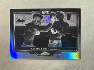 2025 Topps Chrome UFC Negative Refractor Yadong Song #38 - Bild 1 von 2