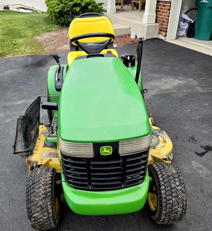 John Deere GT235 w/ New 18hp Vanguard Engine, 42” Snow Blower, 48” Mower Deck - Image 1 of 4